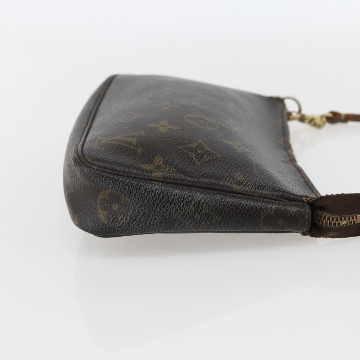 Monogram Pochette Accessoires Pouch
