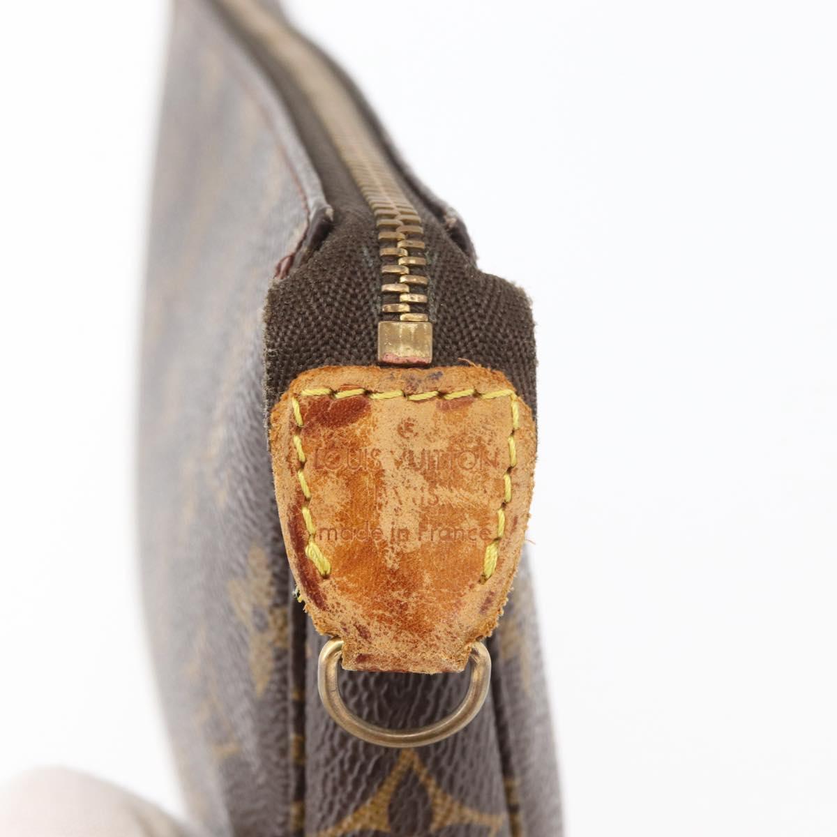 Monogram Pochette Accessoires Pouch