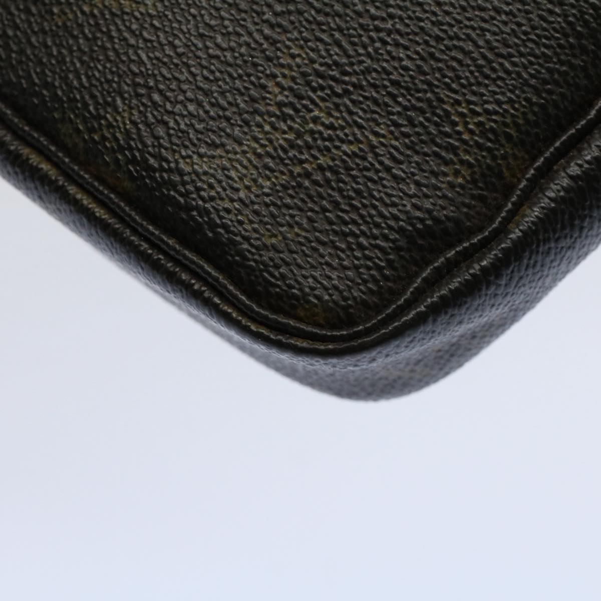 Monogram Pochette Accessoires Pouch
