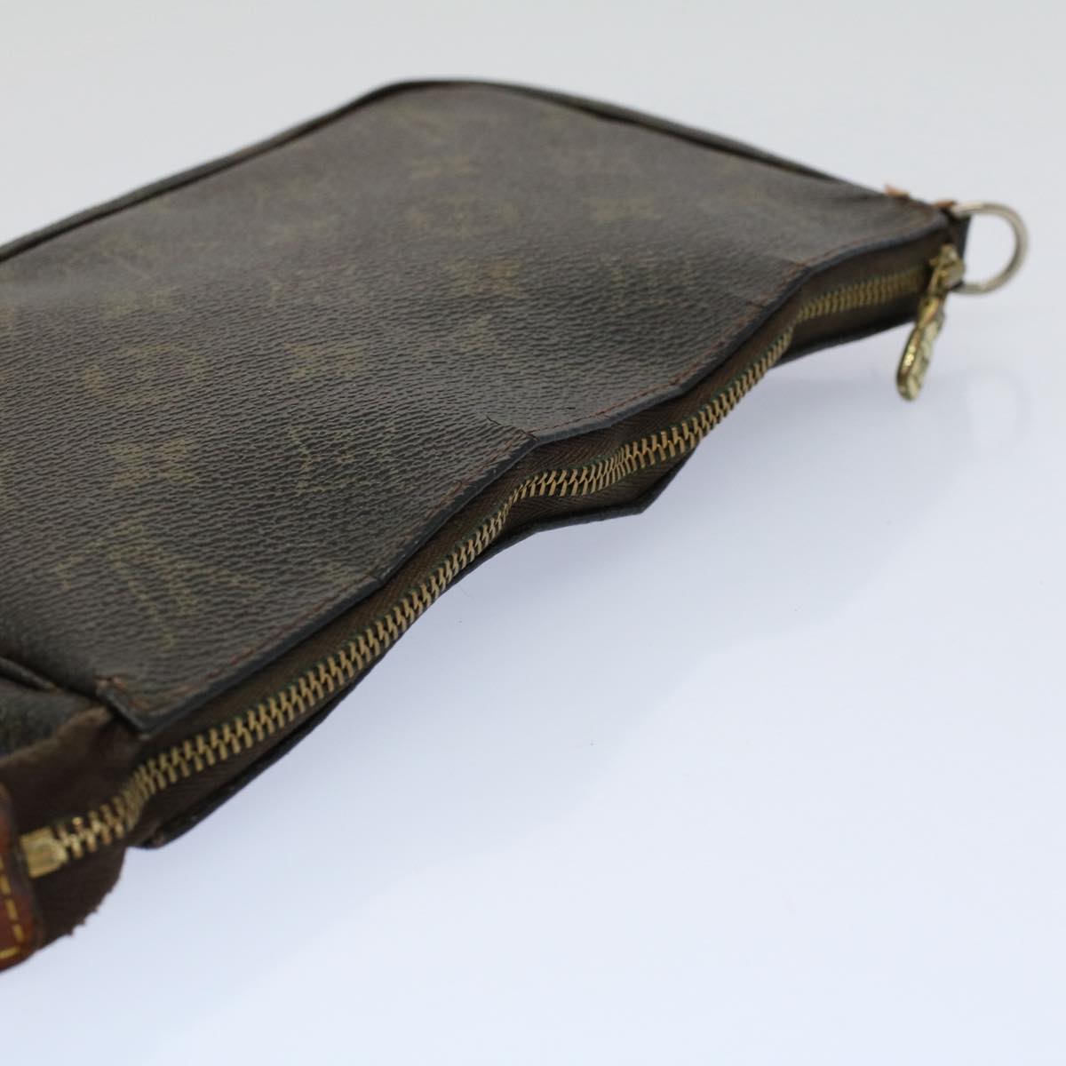 Monogram Pochette Accessoires Pouch