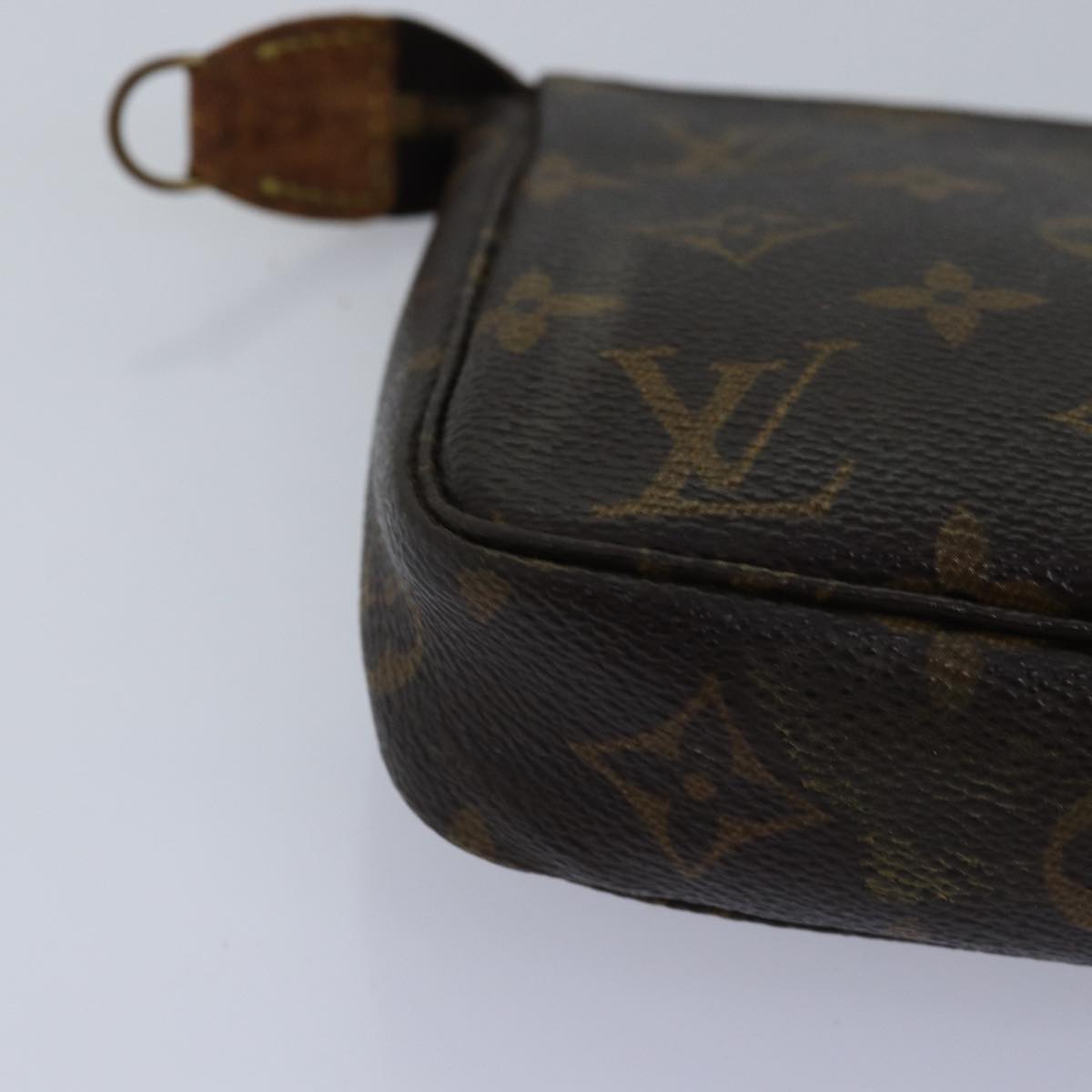 Monogram Pochette Accessoires Pouch