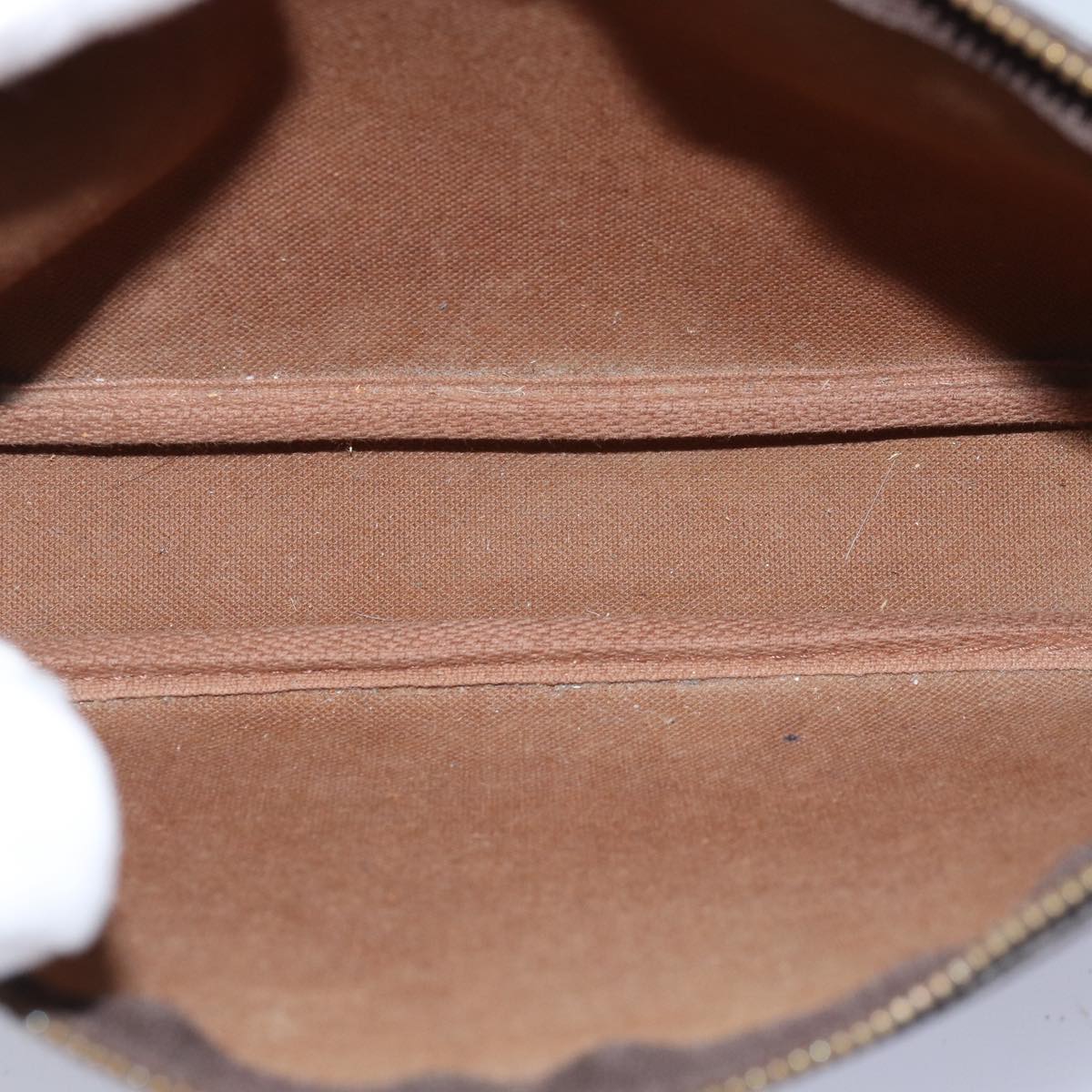 Monogram Pochette Accessoires Pouch