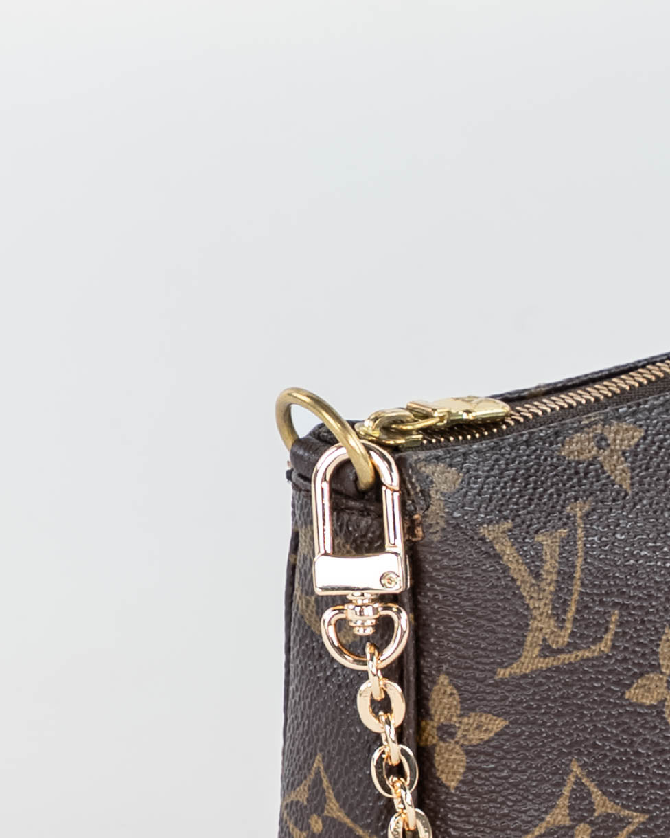 Monogram Pochette Accessoires Pouch