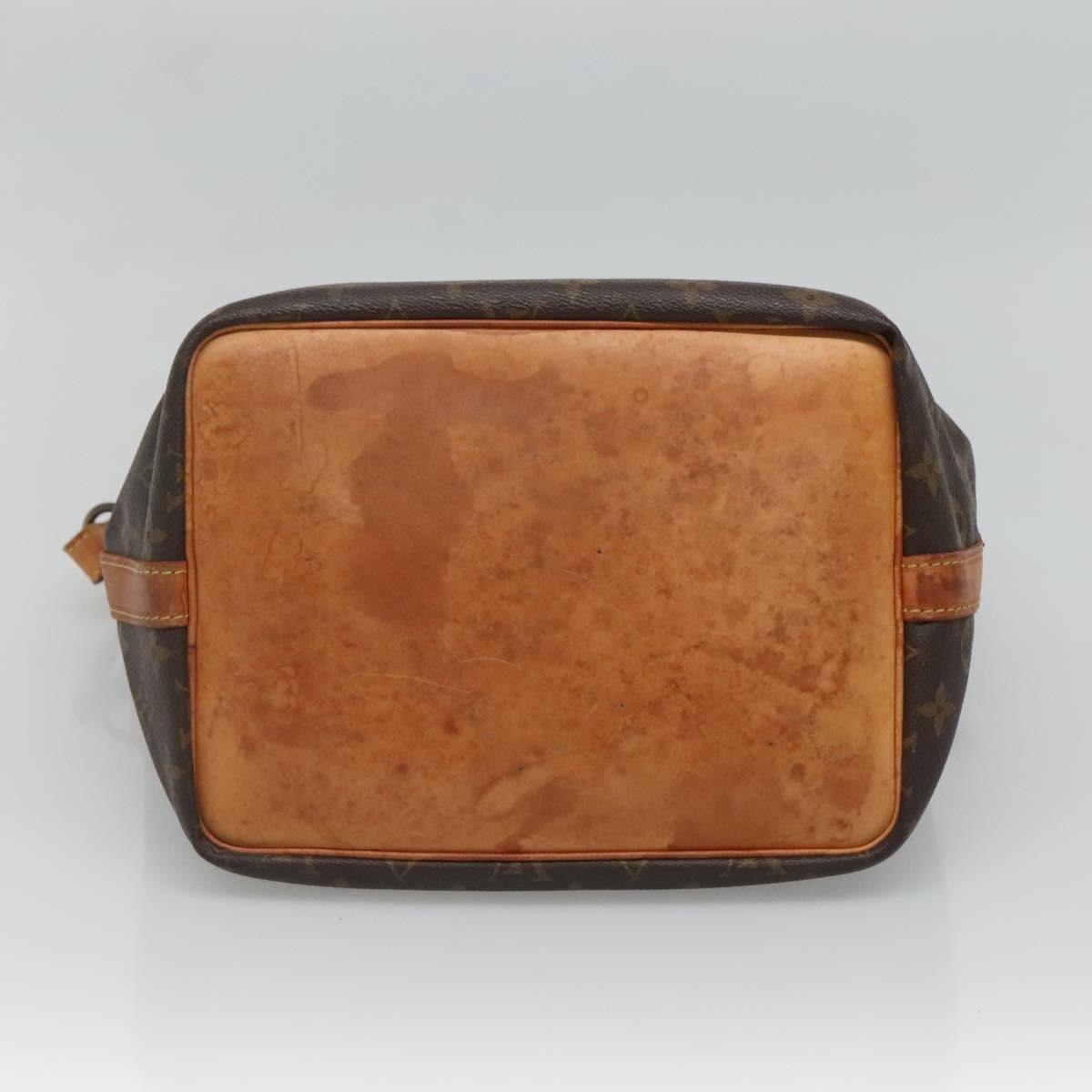 Monogrammi Petit Noe -olkalaukku