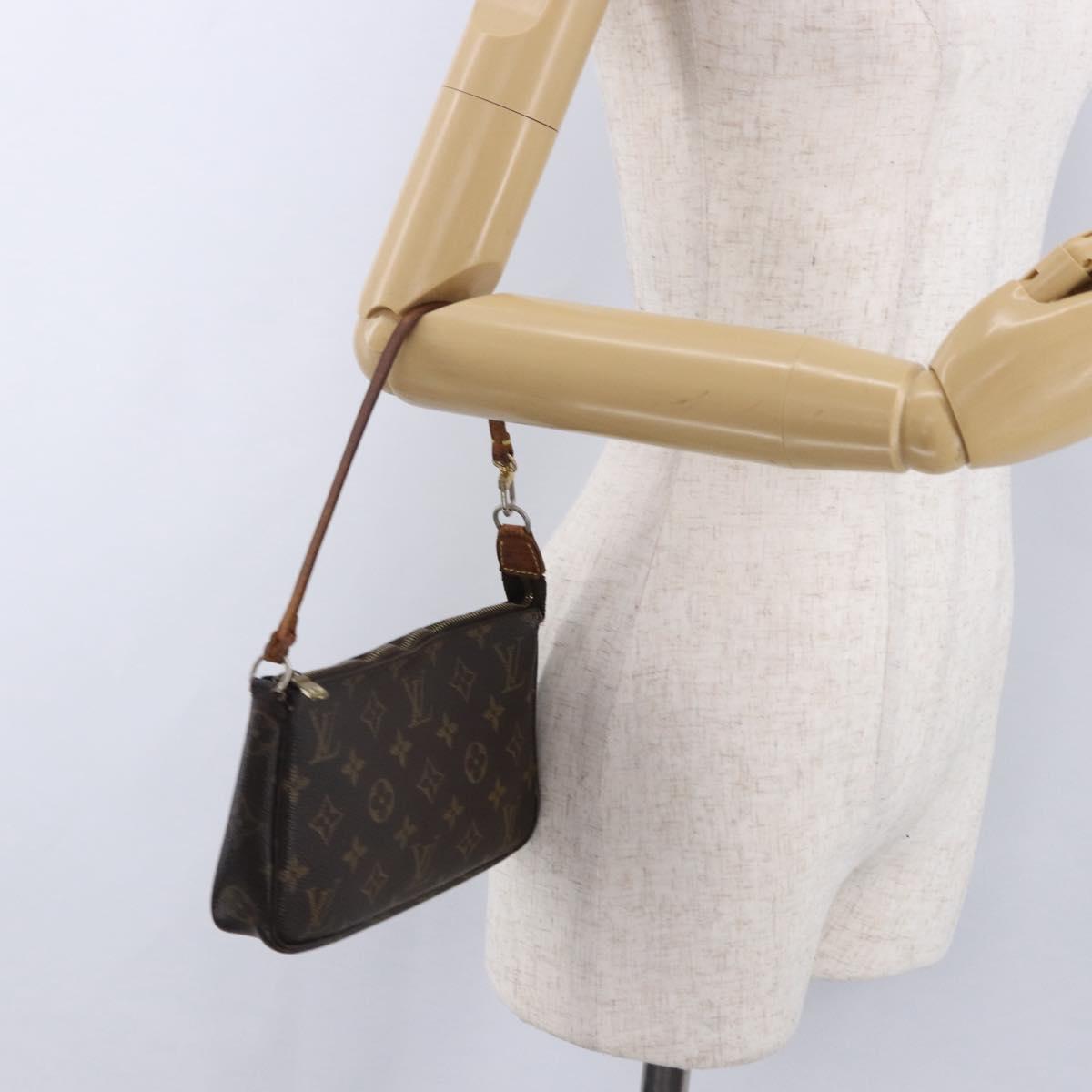 Monogram Pochette Accessoires Pouch