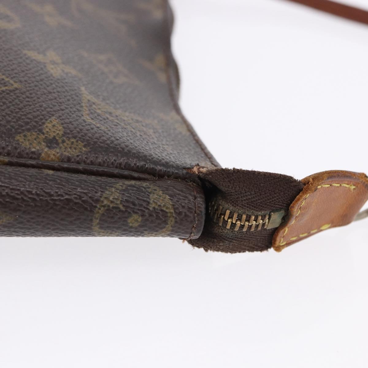 Monogram Pochette Accessoires Pouch