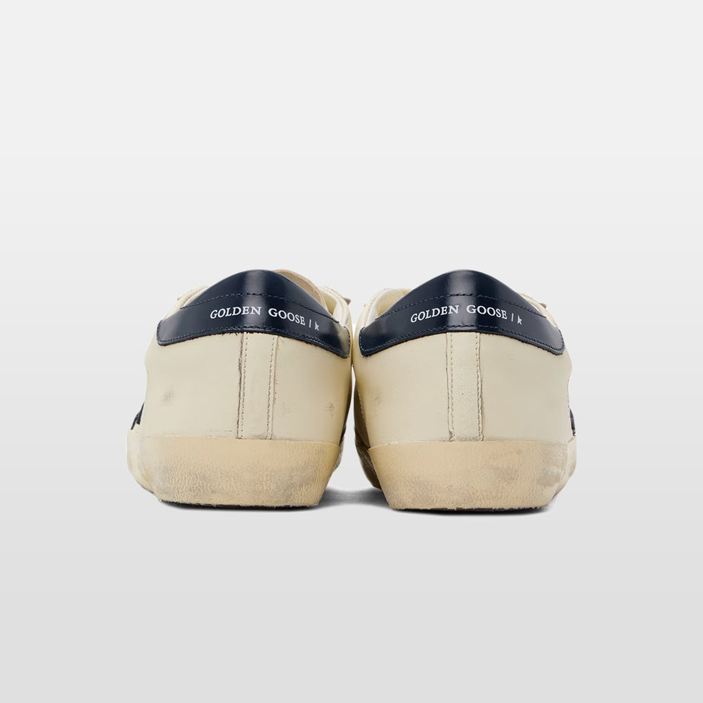 Handla Golden Goose Super-Star Beige Night Blue online | Smidigt och enkelt på nätet - Merchsweden |