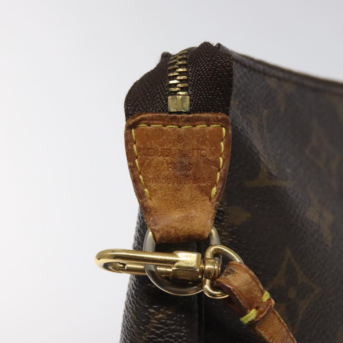 Monogram Pochette Accessories Pouch