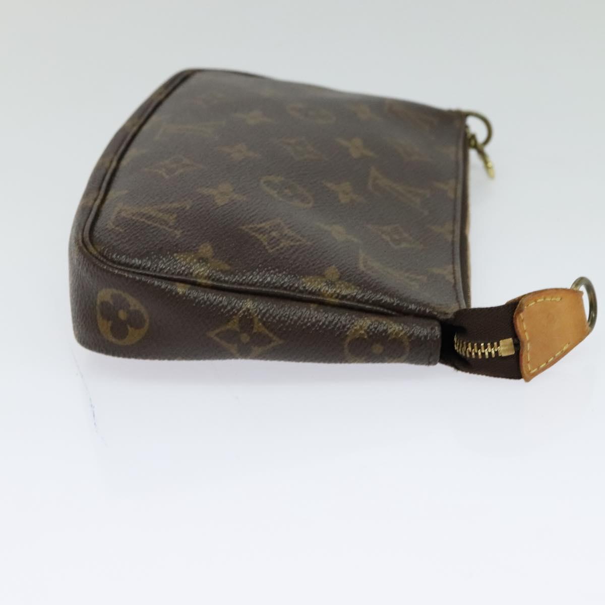 Monogram Pochette -tarvikepussi