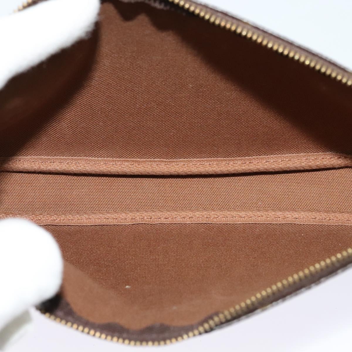Monogram Pochette -tarvikepussi