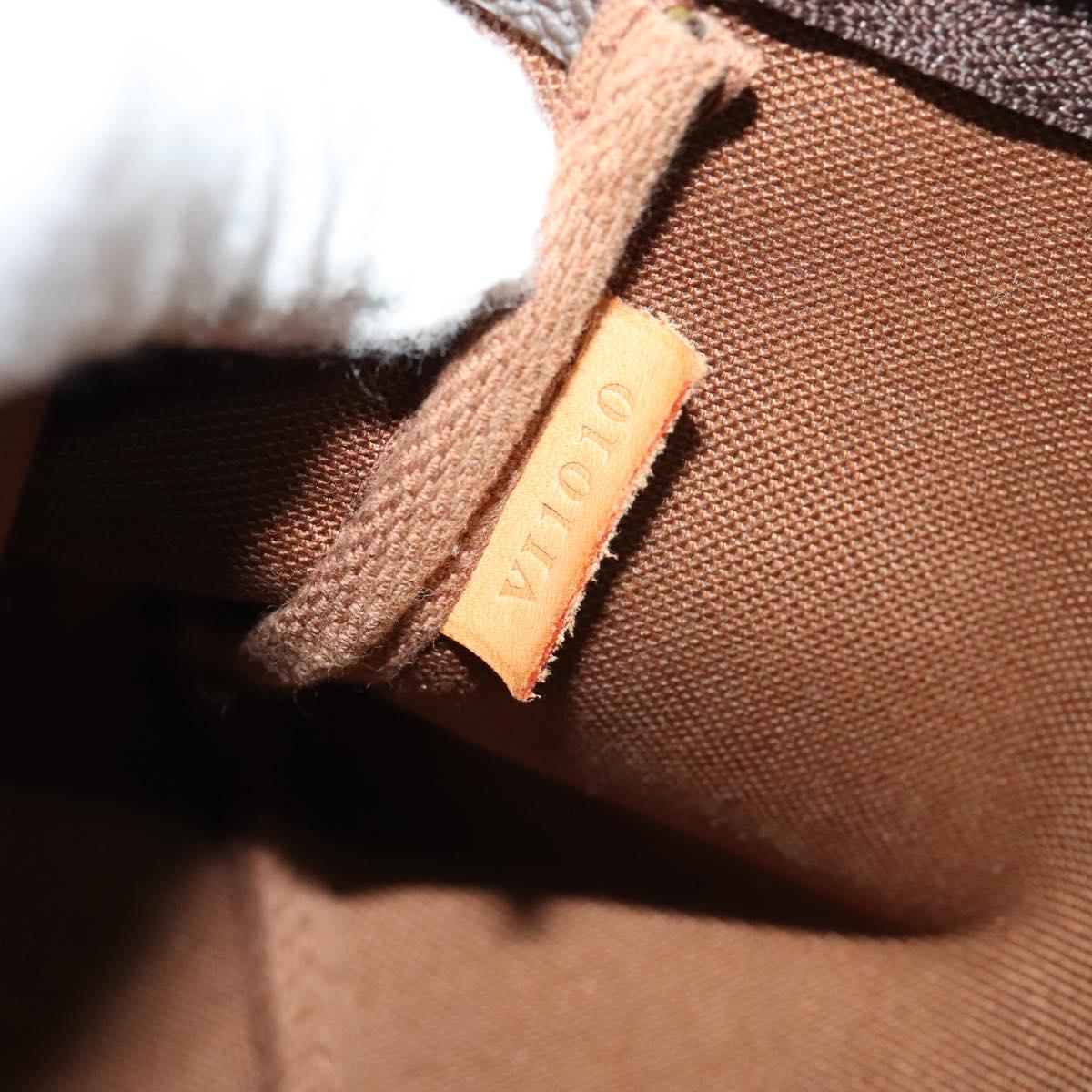 Monogram Pochette -tarvikepussi