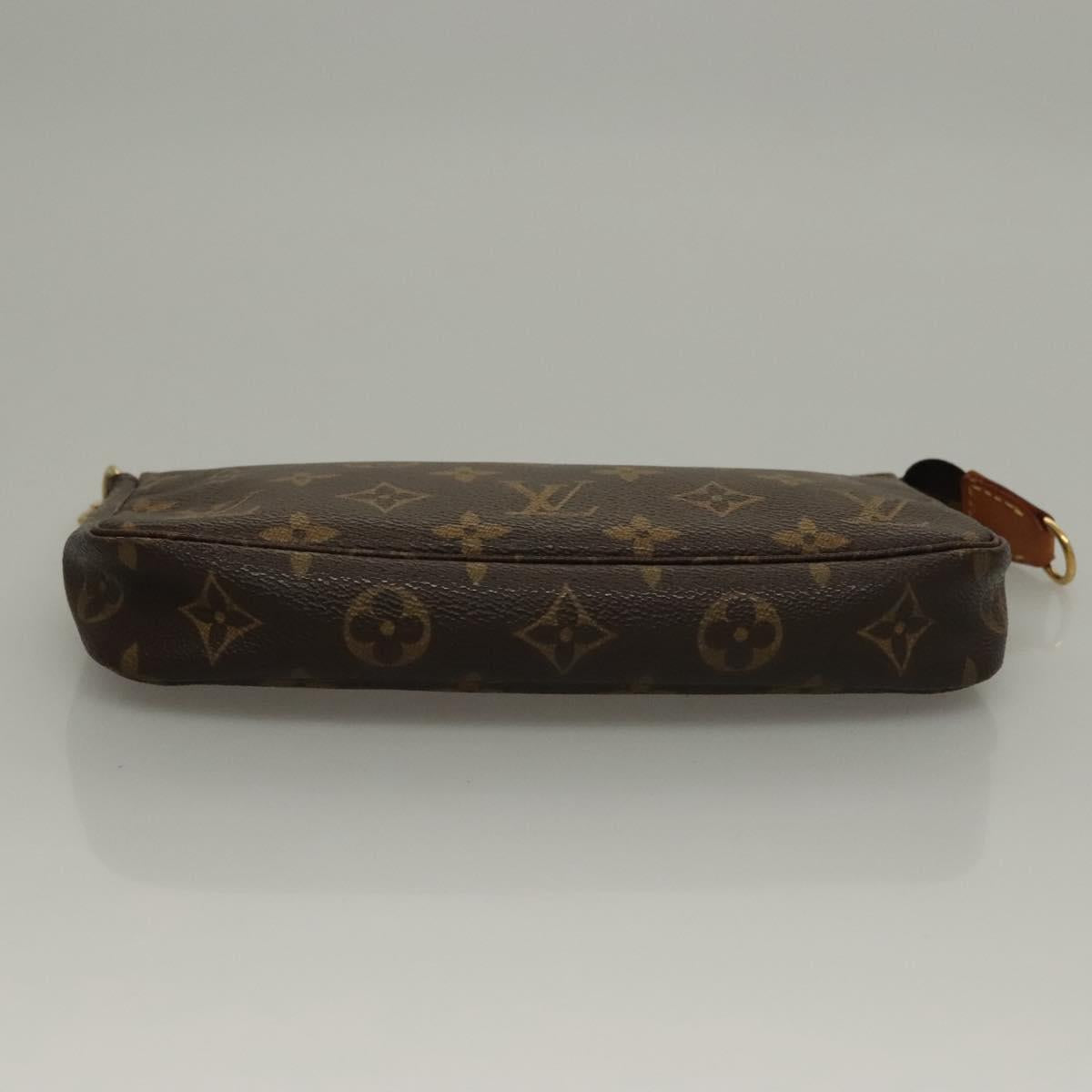 Monogram Pochette Accessoires Pouch