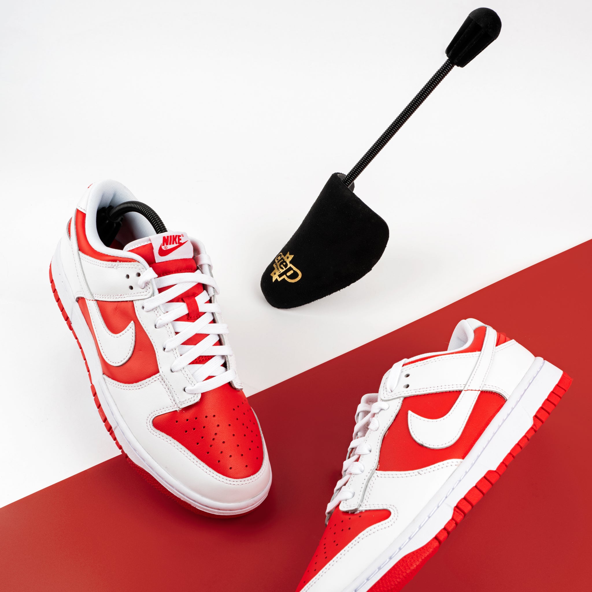 Handla Crep Protect Shoe Tree online | Smidigt och enkelt på nätet - Merchsweden |