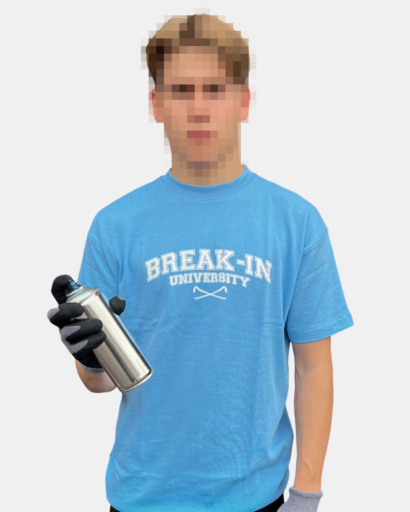 Handla Break-In University t-shirt online | Smidigt och enkelt på nätet - Merchsweden |