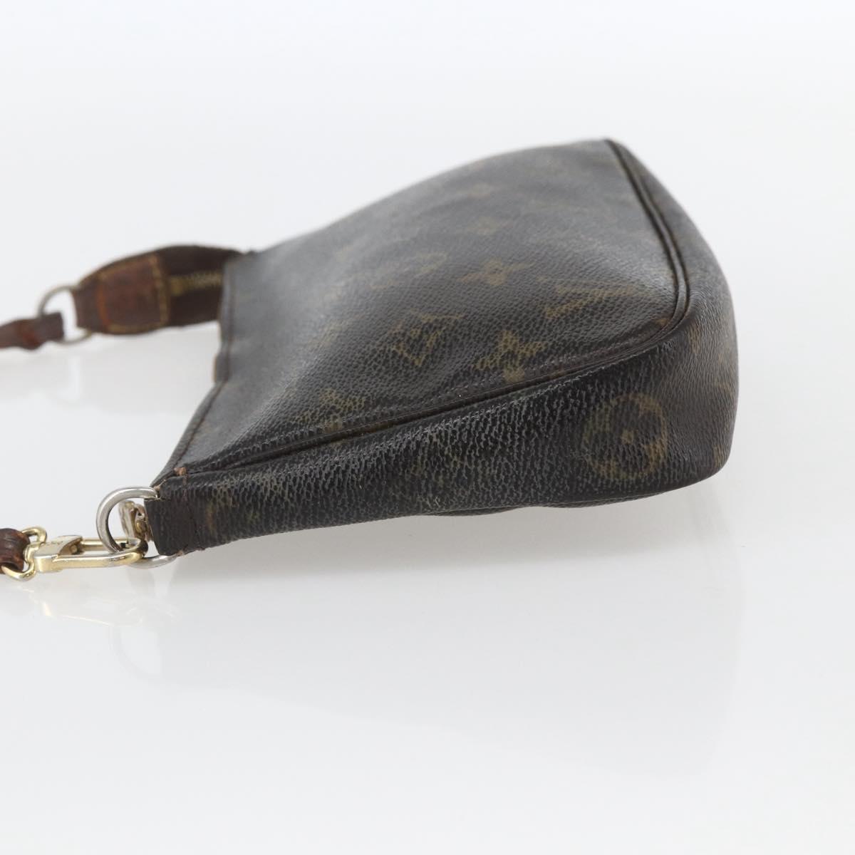 Monogram Pochette Accessoires Pouch