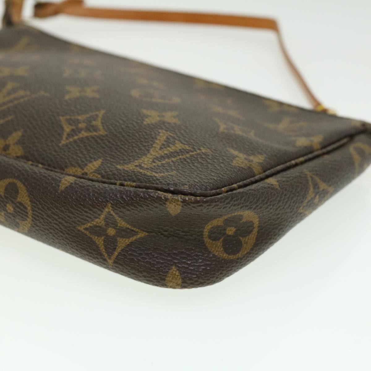 Handla Louis Vuitton Monogram Pochette Accessoires Pouch online | Smidigt och enkelt på nätet - Merchsweden |