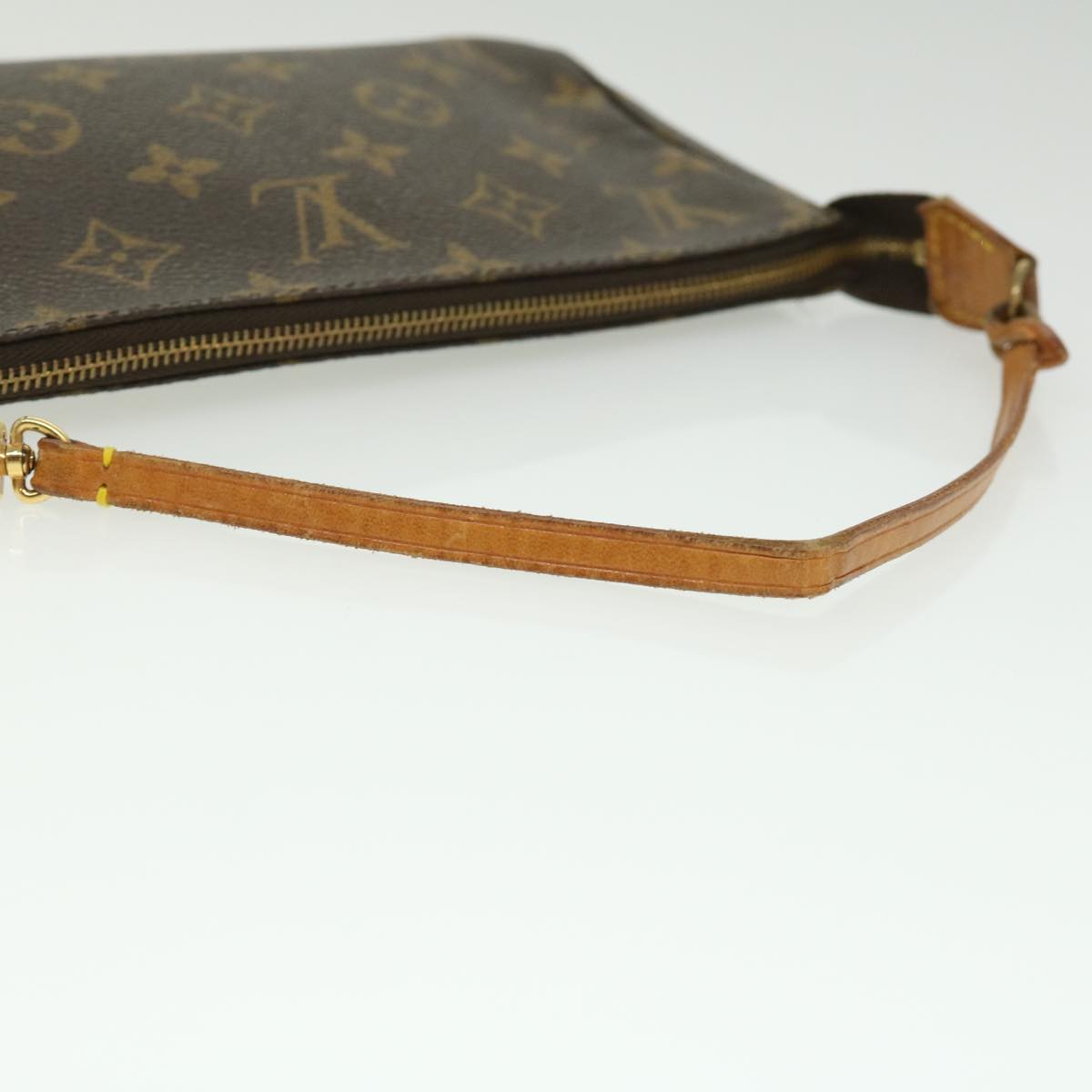 Handla Louis Vuitton Monogram Pochette Accessoires Pouch online | Smidigt och enkelt på nätet - Merchsweden |