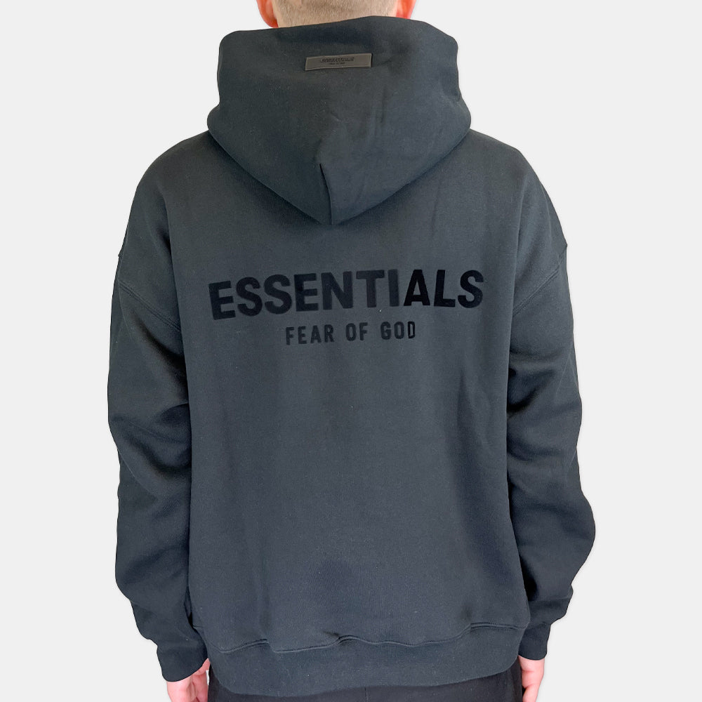 Fear of God Essentials "Stretch Limo" Relaxed hoodie (FW22) - Hoodie | Trendiga kläder & skor - Merchsweden |
