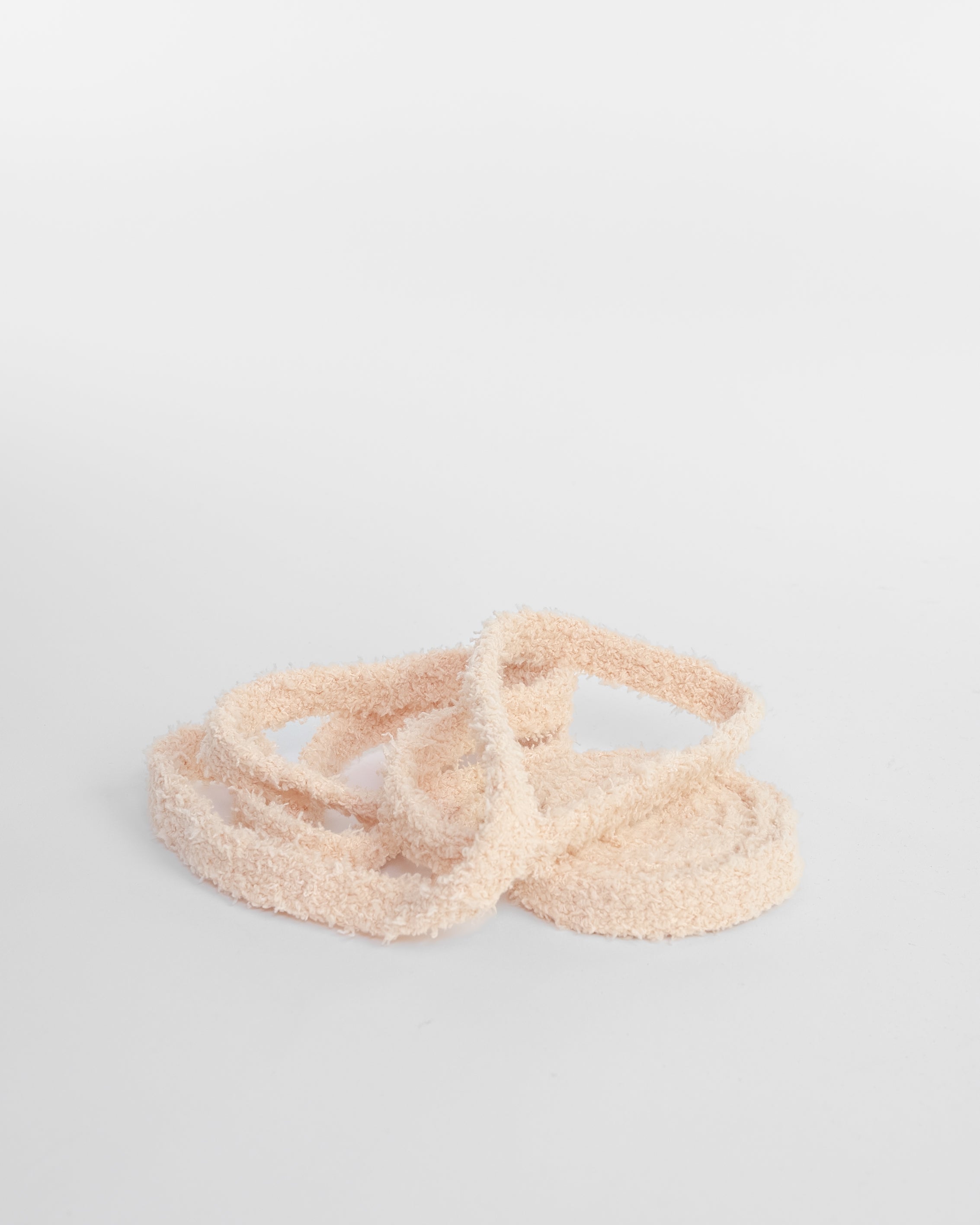 Handla Merchsweden 'Beige' Fluffy laces online | Smidigt och enkelt på nätet - Merchsweden |