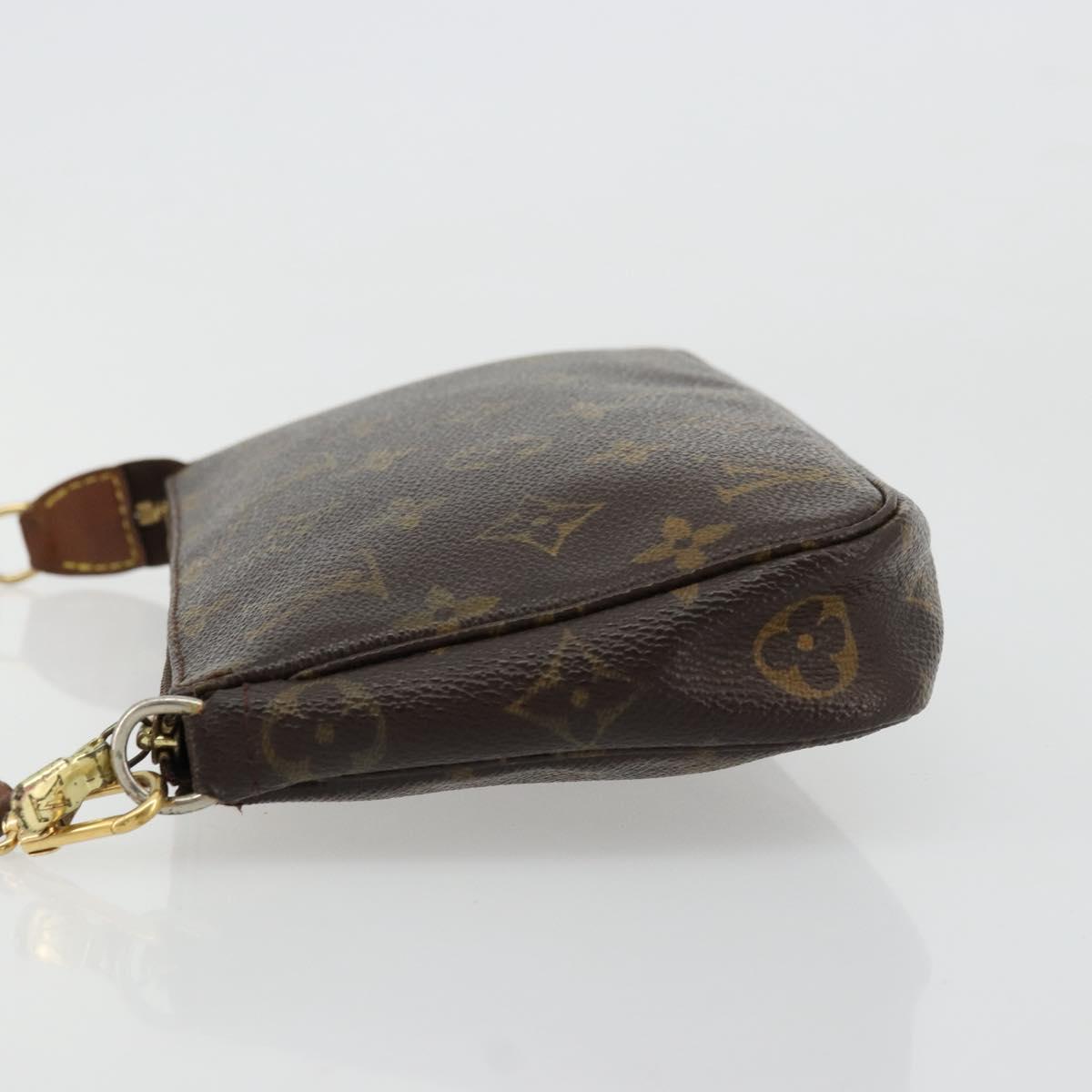 Monogram Pochette Accessoires Pouch