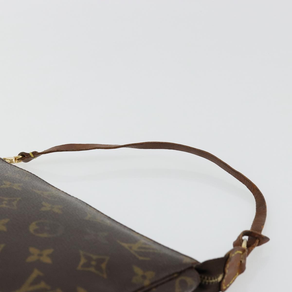 Monogram Pochette Accessoires Pouch