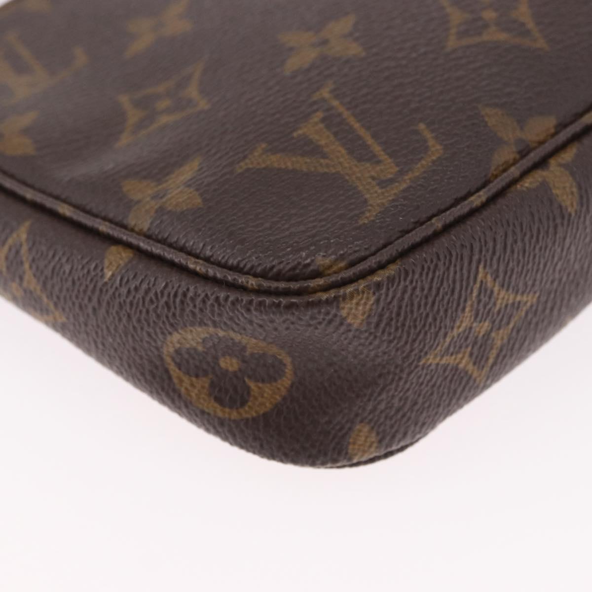 Monogram Pochette Accessoires Pouch