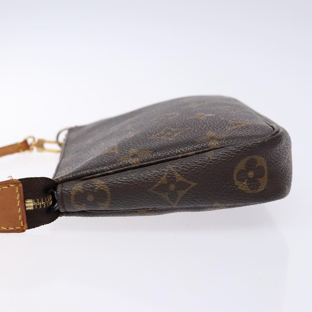 Monogram Pochette Accessoires Pouch