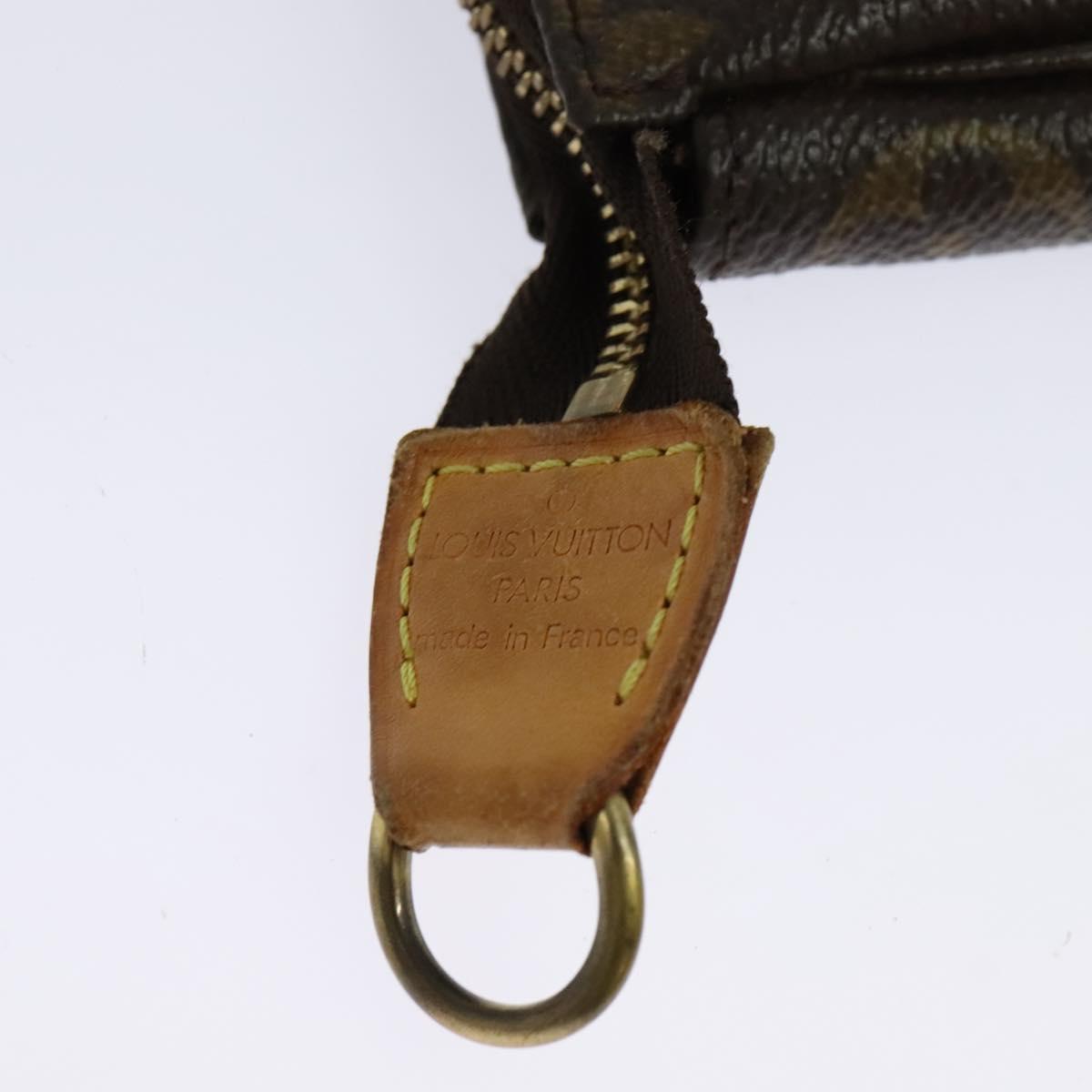 Monogram Pochette -tarvikepussi