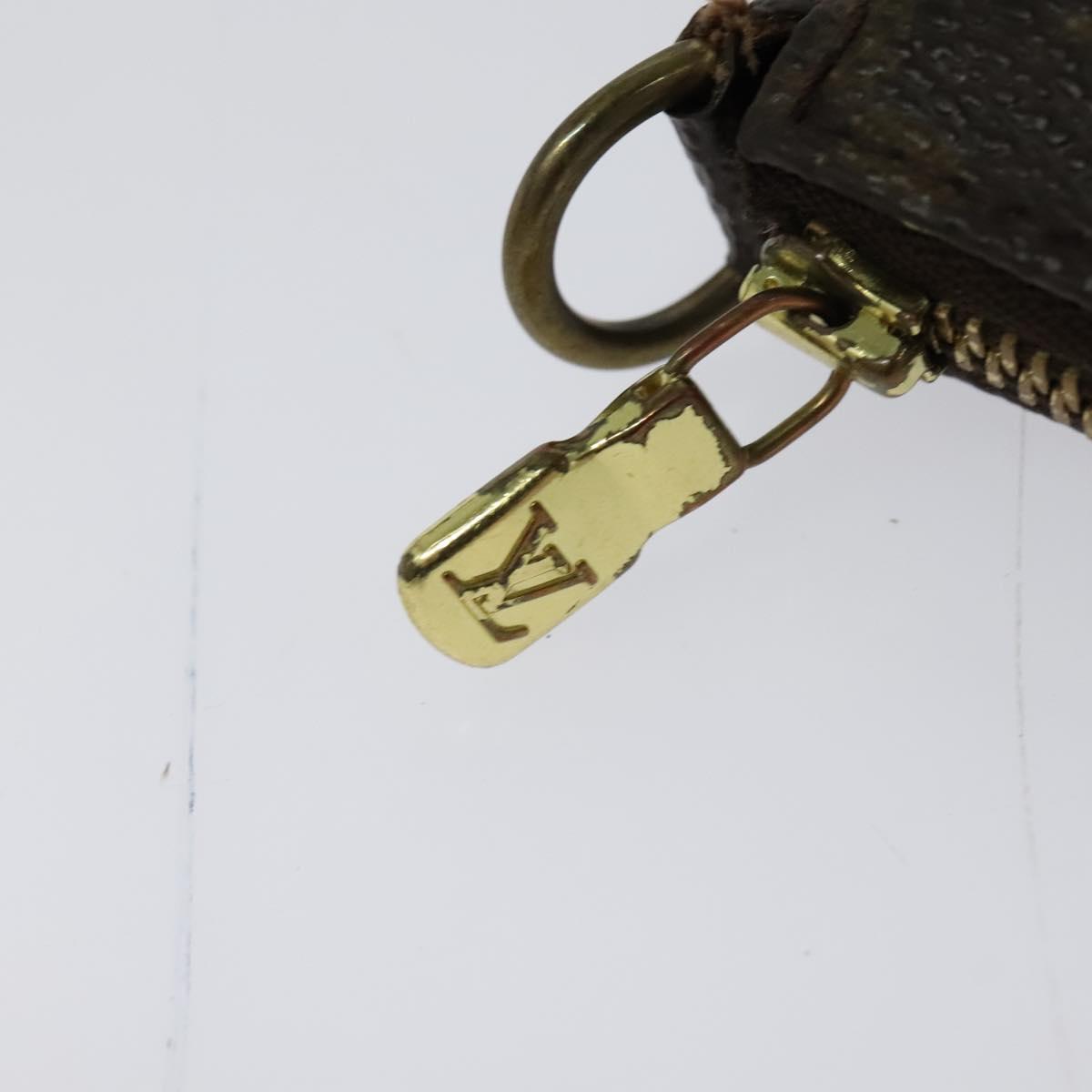 Monogram Pochette -tarvikepussi