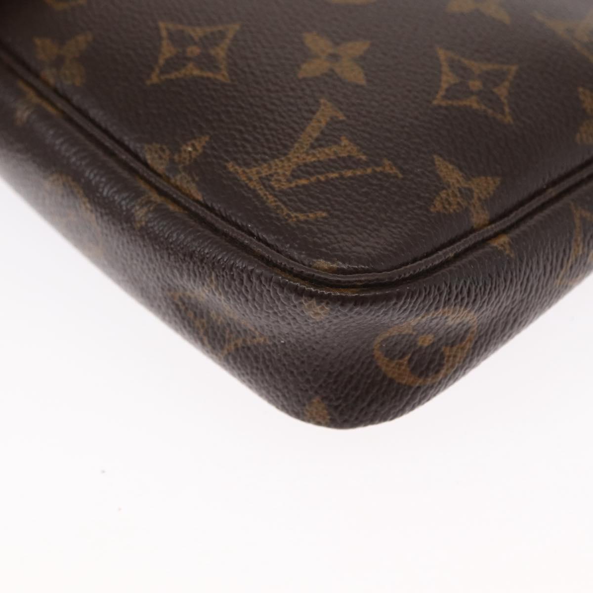 Monogram Pochette Accessoires Pouch