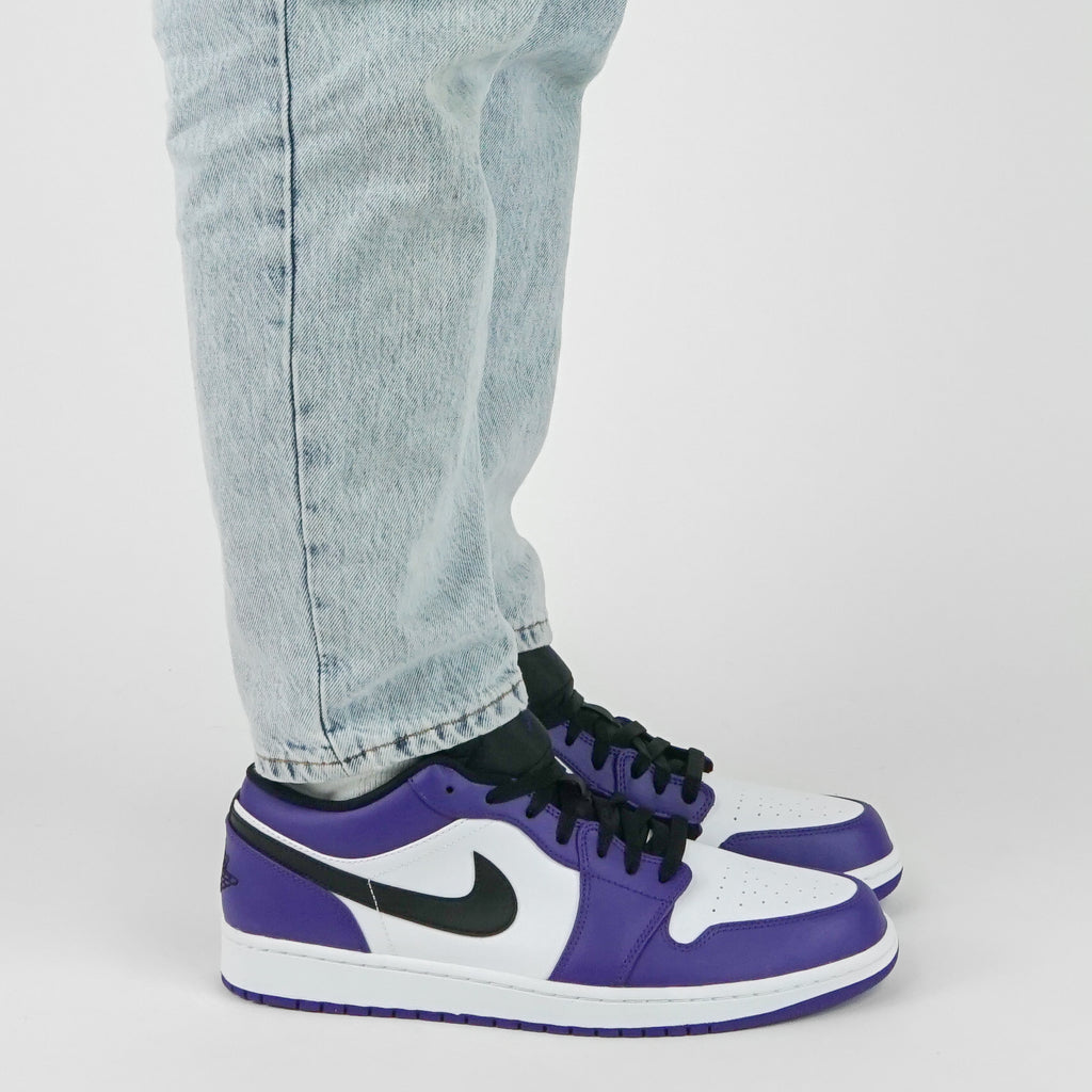 Nike Jordan 1 "Court purple" Low | Trendiga sneakers - Snabb leveranstid | Merchsweden | Jordan 1