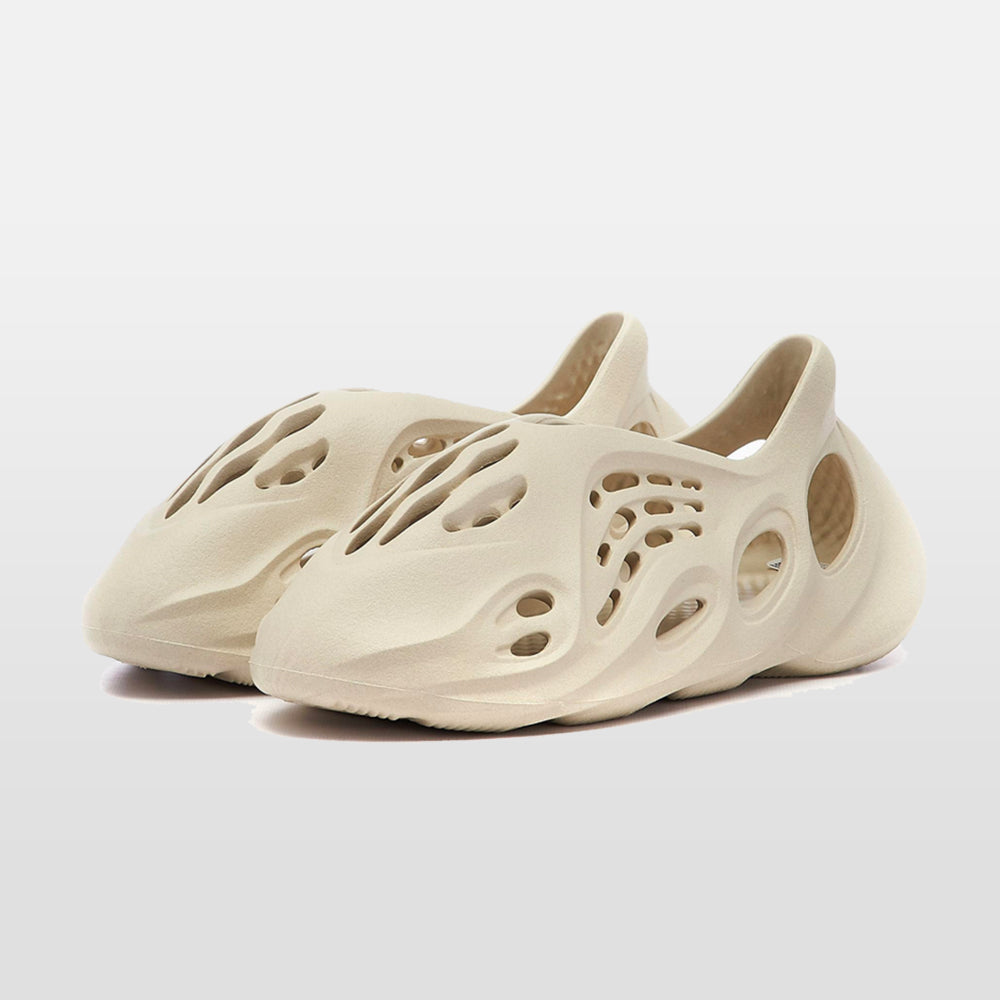 Adidas Yeezy Foam Runners "Sand" - Yeezy Foam Runner | Trendiga kläder & skor - Merchsweden |