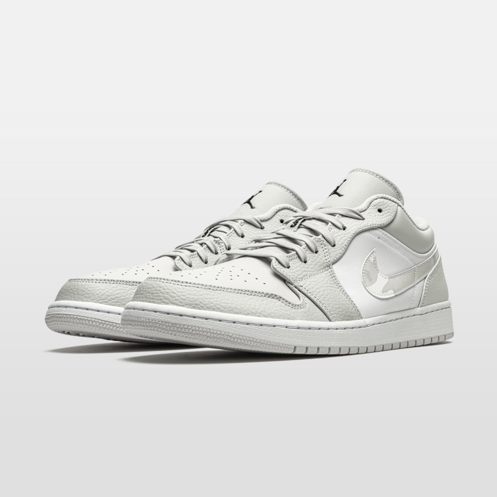 Nike Jordan 1 "Camo" Low | Trendiga sneakers - Snabb leveranstid | Merchsweden | Jordan 1