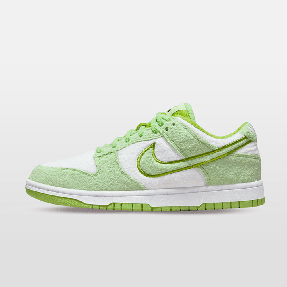 Nike Dunk "Fleece Green" Low (W) - Dunk | Trendiga kläder & skor - Merchsweden |