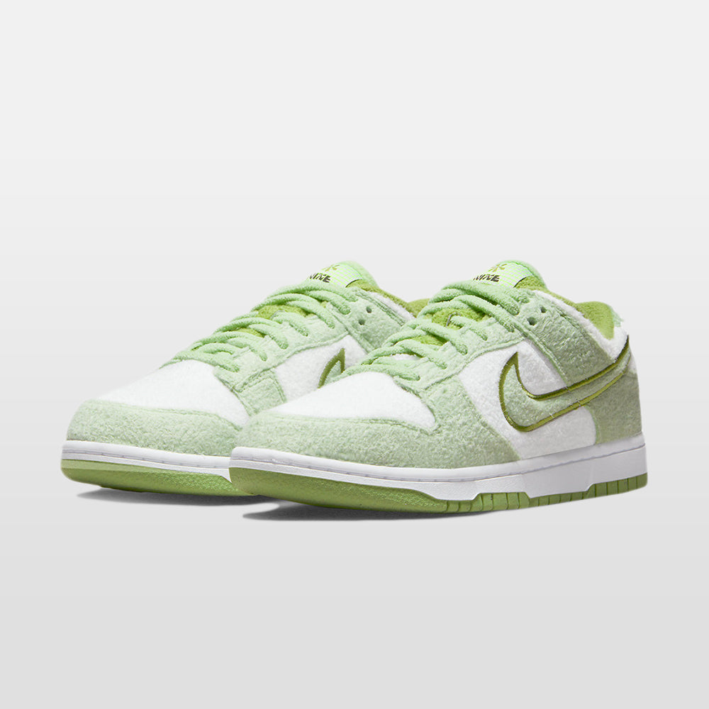 Nike Dunk "Fleece Green" Low (W) | Trendiga sneakers - Snabb leveranstid | Merchsweden | Dunk