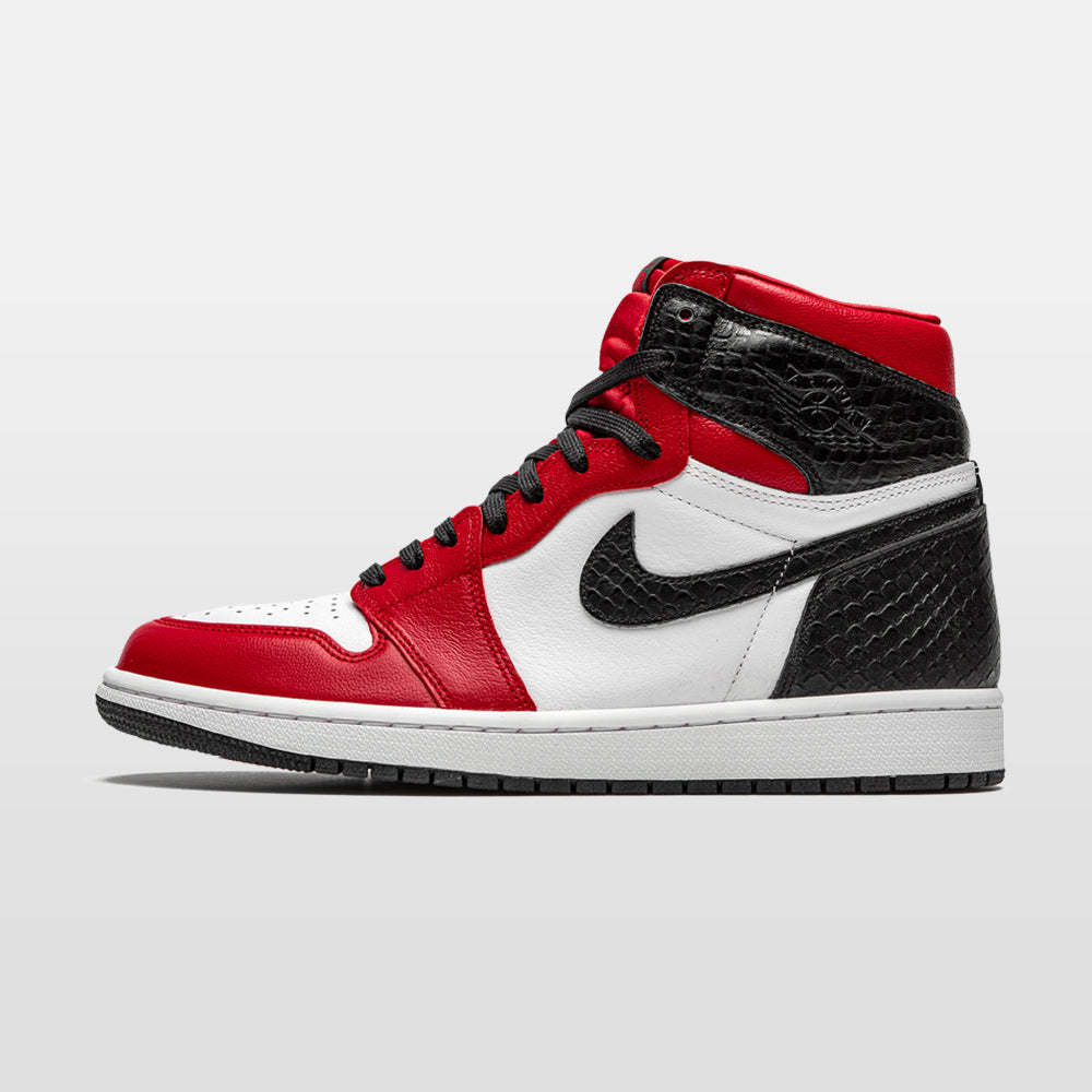 Nike Jordan 1 Retro "Satin Snake" High (W) | Trendiga sneakers - Snabb leveranstid | Merchsweden | Jordan 1