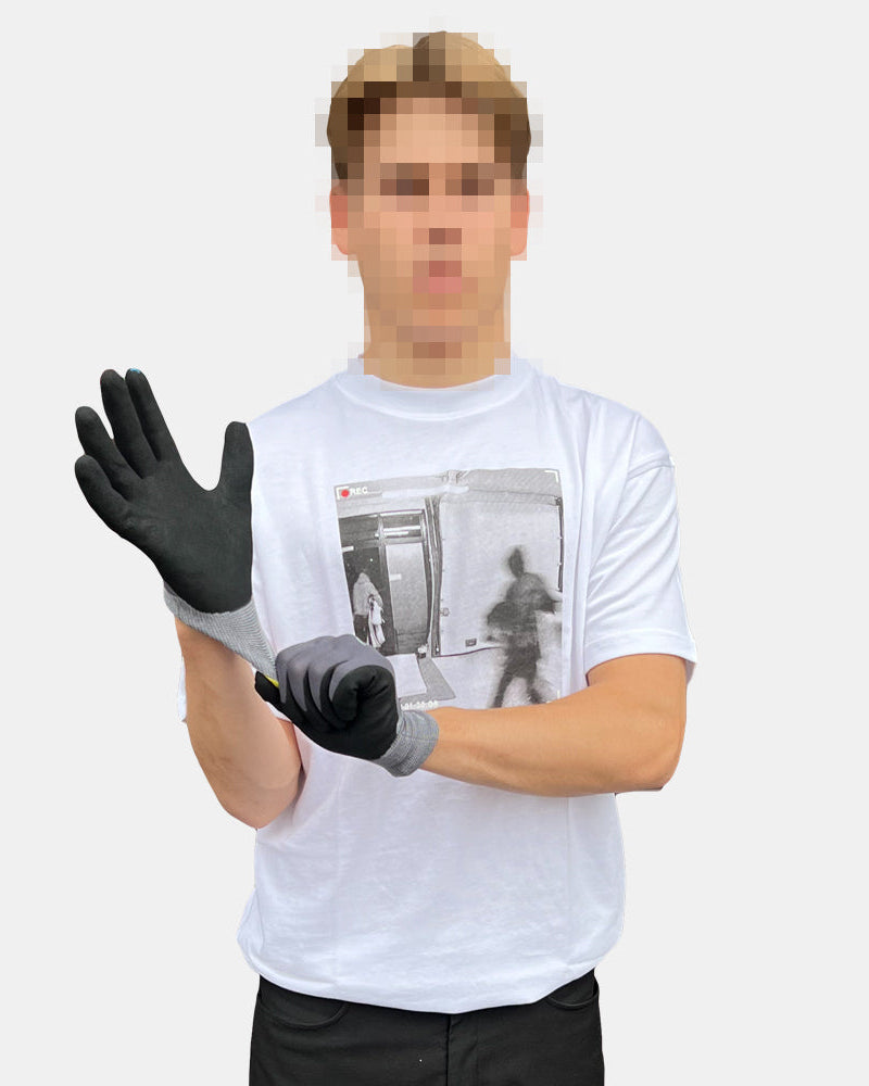 Handla Break-In Surveillance t-shirt online | Smidigt och enkelt på nätet - Merchsweden |