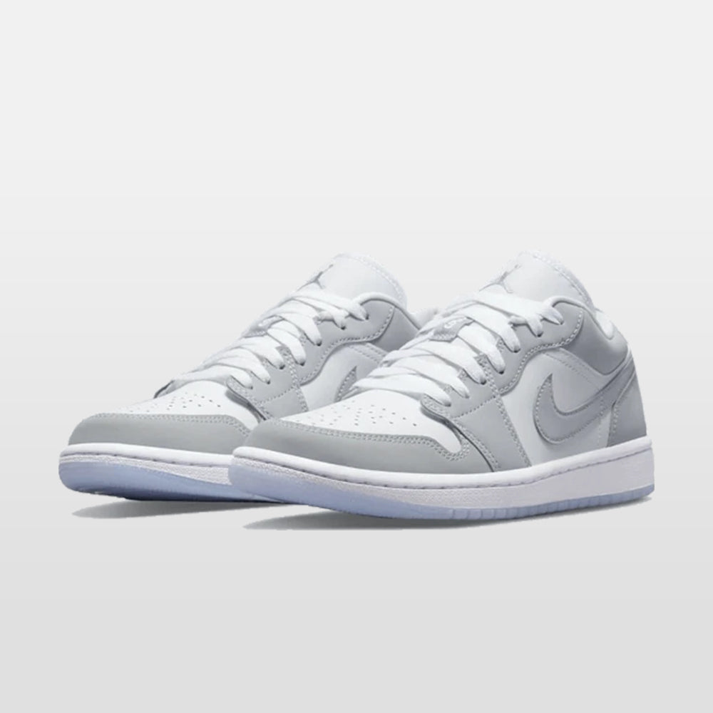 Nike Jordan 1 "Wolf Grey" Low (W) | Trendiga sneakers - Snabb leveranstid | Merchsweden | Jordan 1